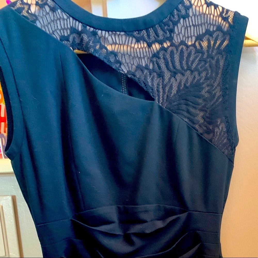 BCBG MAXAZRIA cocktail dress. Worn 1x. lace cutout